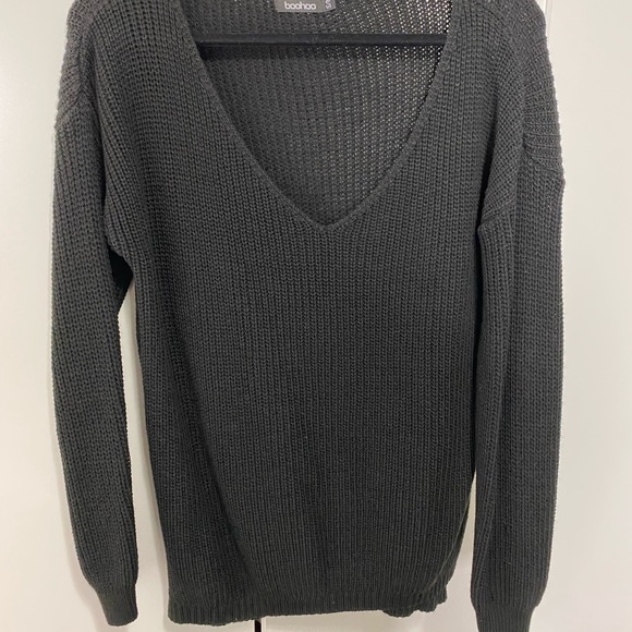 Boohoo V neck jumper - Picture 2 of 4